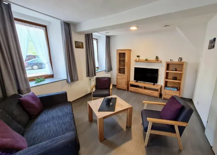 펜션 Fachwerkhaus Mit Charme 베른카슈텔쿠에스