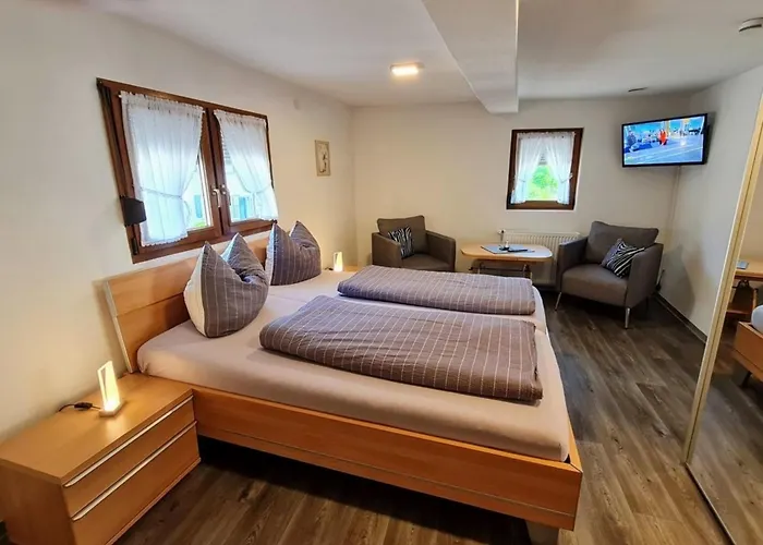 Fachwerkhaus Mit Charme 베른카슈텔쿠에스